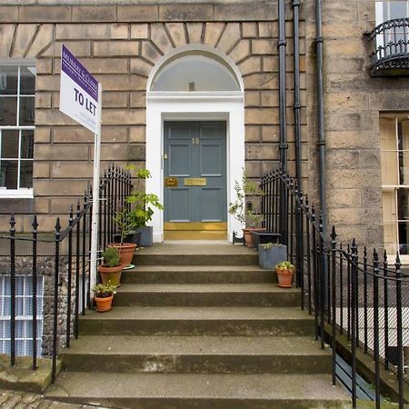 Altido Quiet City Centre Spacious Apartment Edinburg Exteriör bild