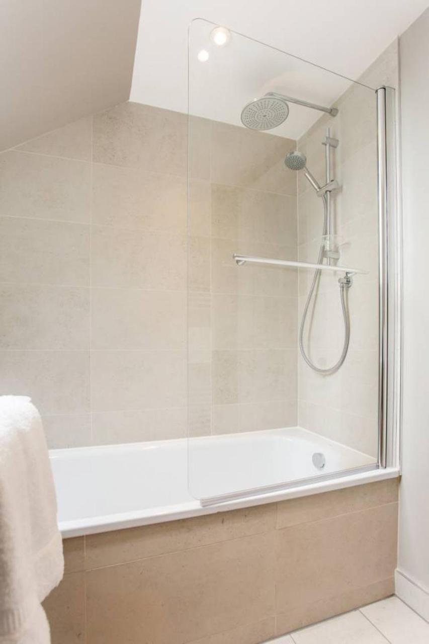 Altido Quiet City Centre Spacious Apartment Edinburg Exteriör bild