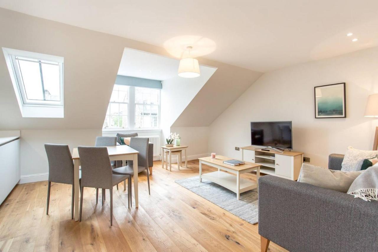 Altido Quiet City Centre Spacious Apartment Edinburg Exteriör bild